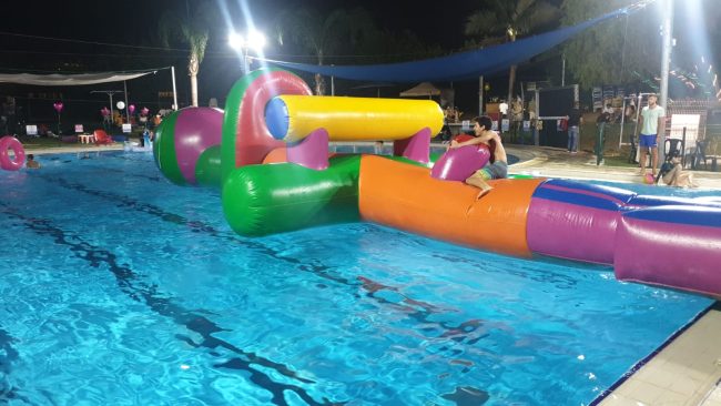 מתנפחי מים